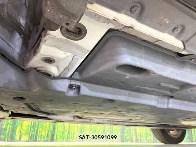 Toyota RAV4 2021-07 8282628-17