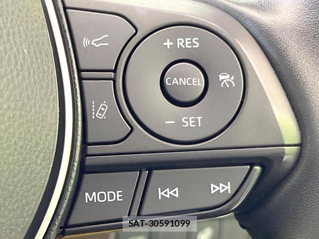 Toyota RAV4 2021-07 8282628-4