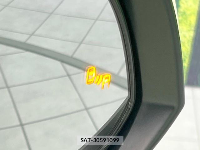 Toyota RAV4 2021-07 8282628-6