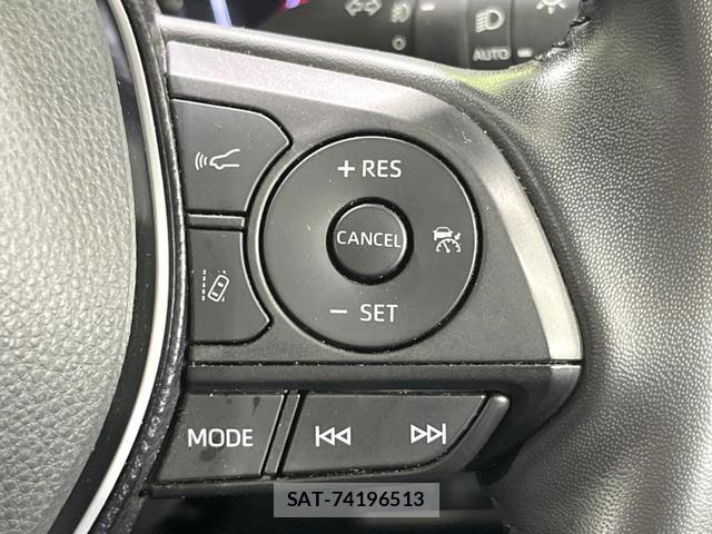 Toyota RAV4 2021-02 8282648-4
