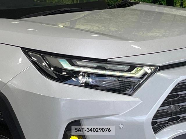 Toyota RAV4 2023-03 8282672-11
