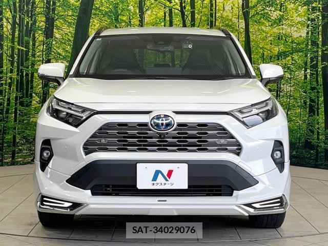 Toyota RAV4 2023-03 8282672-13