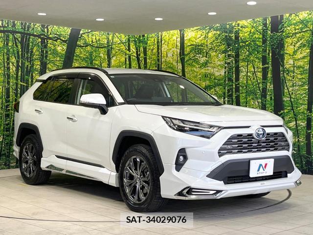 Toyota RAV4 2023-03 8282672-15