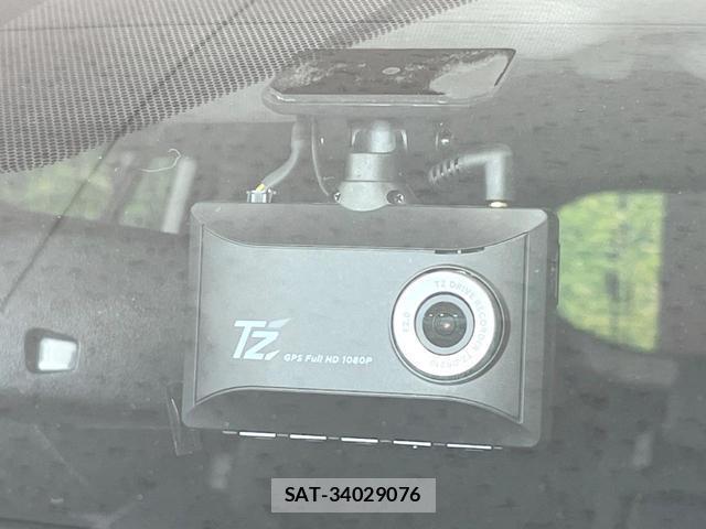 Toyota RAV4 2023-03 8282672-4