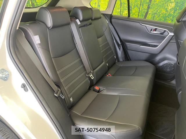 Toyota RAV4 2020-07 8283029-9