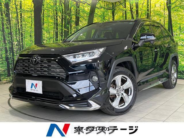 Toyota RAV4 2019-08 8283287-0