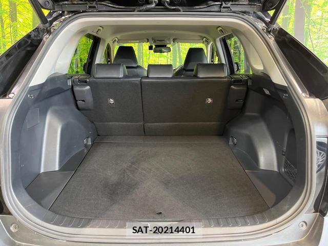 Toyota RAV4 2019-08 8283287-9