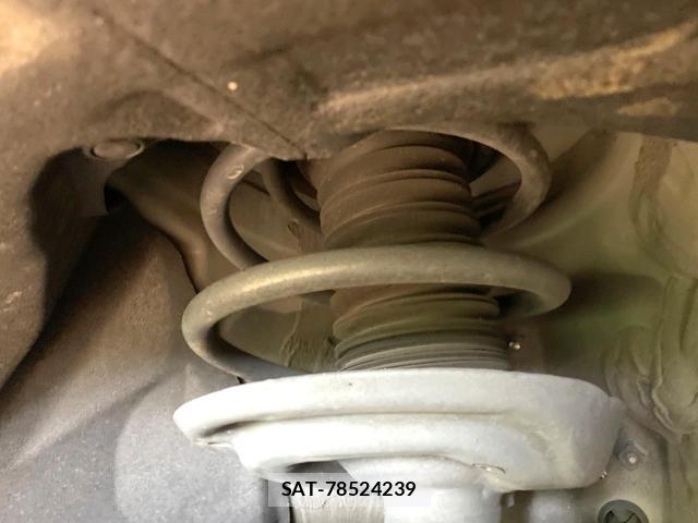 Toyota RAV4 2023-07 8283460-19