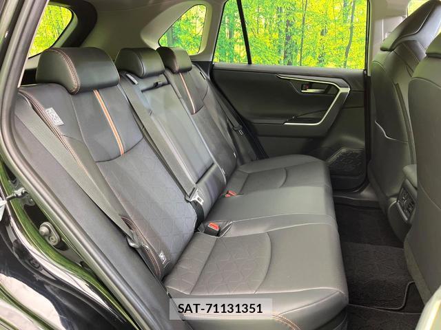 Toyota RAV4 2024-09 8283583-8
