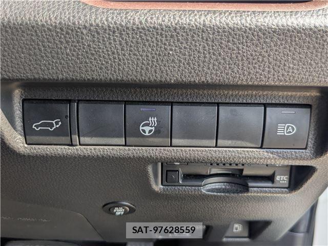 Toyota RAV4 2021-10 8283703-17