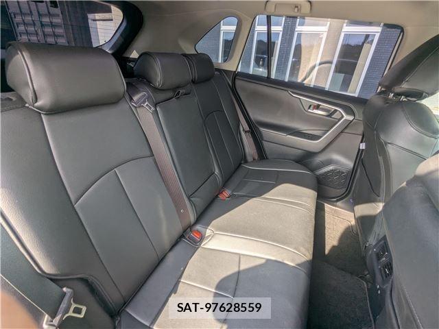 Toyota RAV4 2021-10 8283703-8