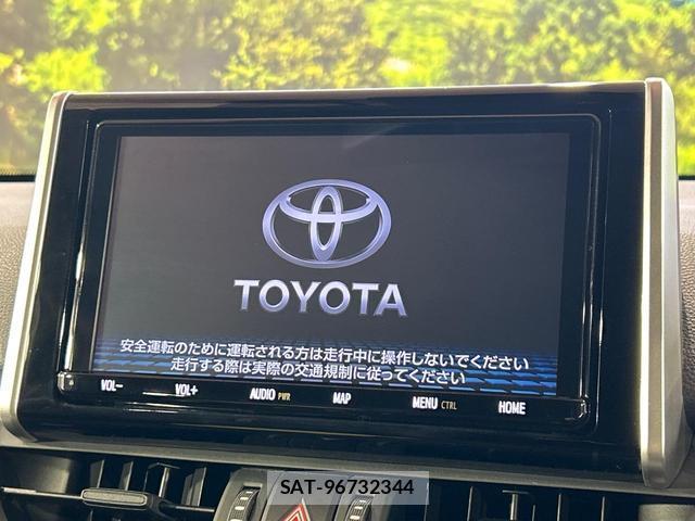 Toyota RAV4 2020-12 8283821-2