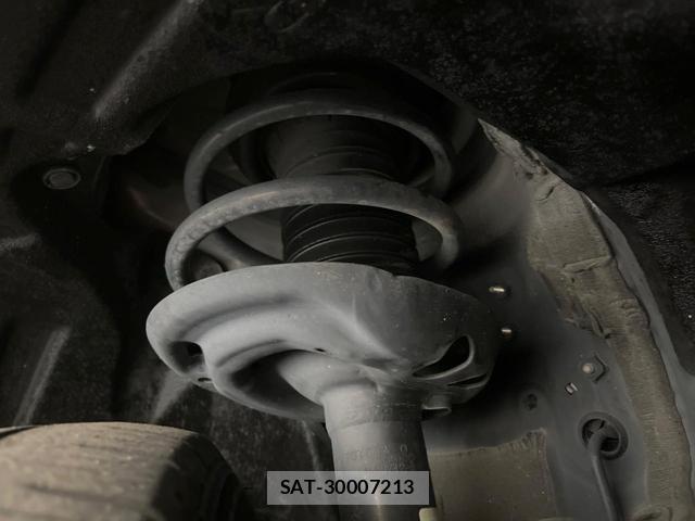 Toyota RAV4 2021-01 8284012-19