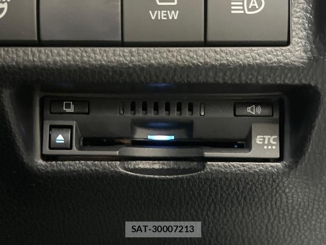 Toyota RAV4 2021-01 8284012-6