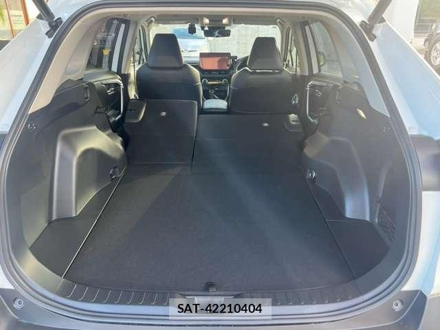 Toyota RAV4 2022-12 8284461-15