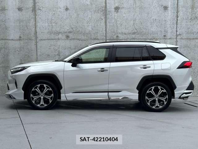 Toyota RAV4 2022-12 8284461-2