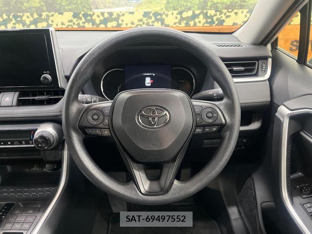 Toyota RAV4 2024-01 8284573-10