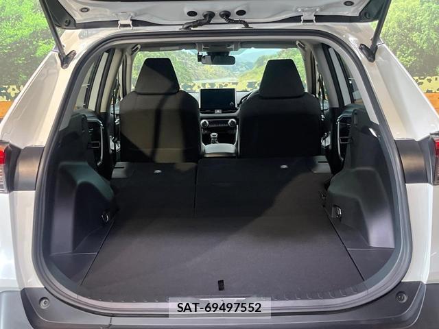 Toyota RAV4 2024-01 8284573-9