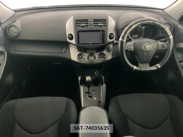 Toyota RAV4 2014-04 8284628-11