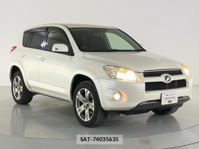 Toyota RAV4 2014-04 8284628-7