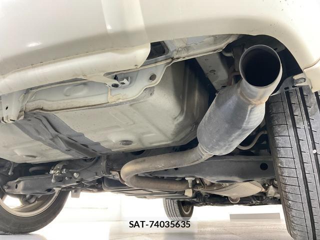 Toyota RAV4 2014-04 8284628-9