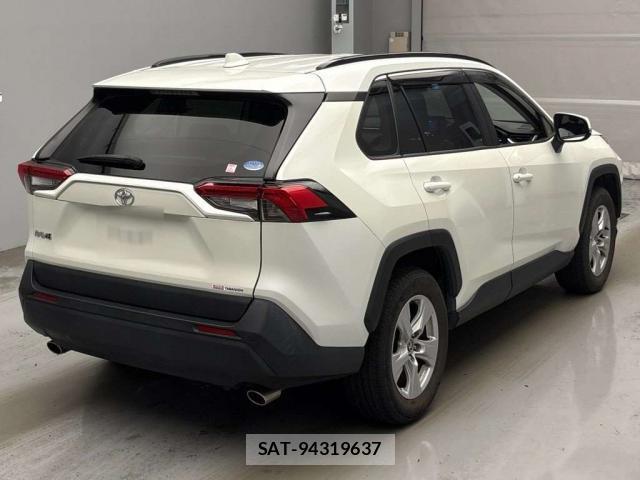 Toyota RAV4 2019-09 8284669-12