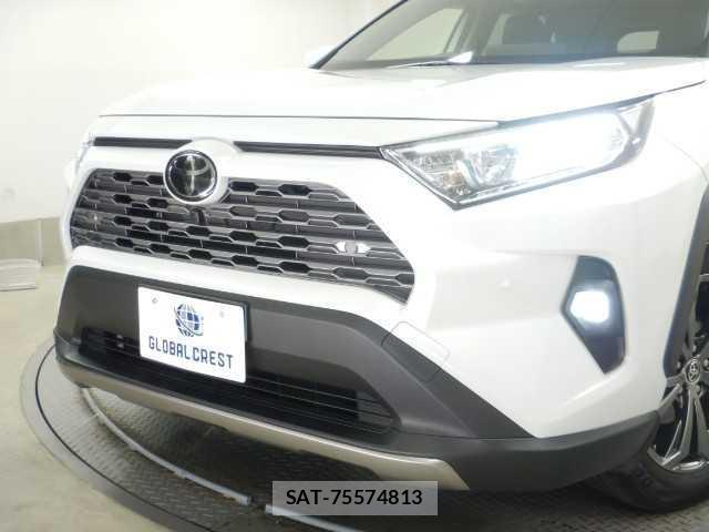 Toyota RAV4 2025-06 8284882-14