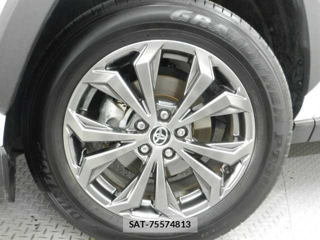 Toyota RAV4 2025-06 8284882-15