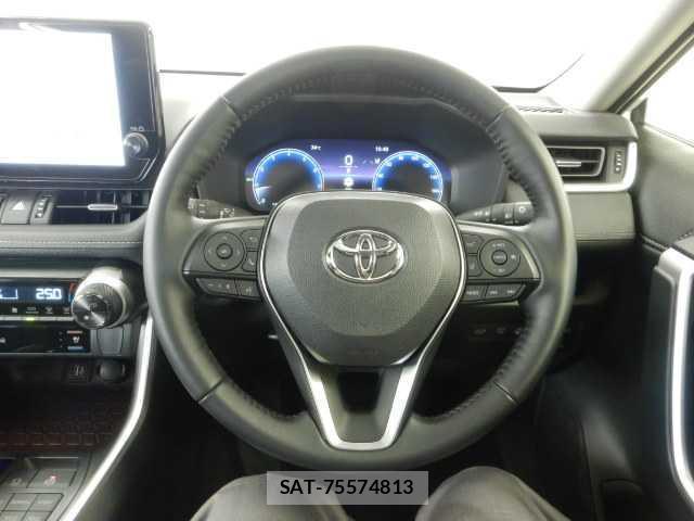 Toyota RAV4 2025-06 8284882-7