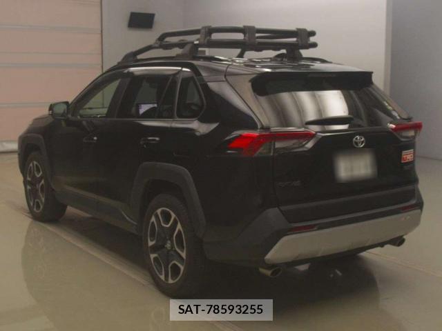 Toyota RAV4 2020-12 8285330-1
