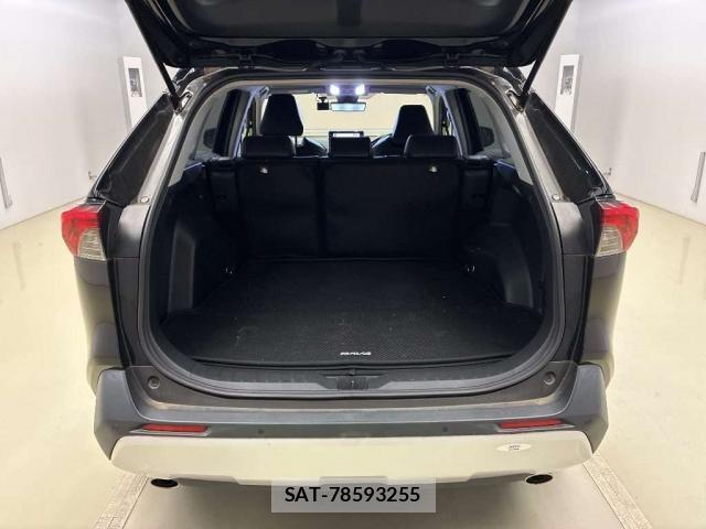 Toyota RAV4 2020-12 8285330-7