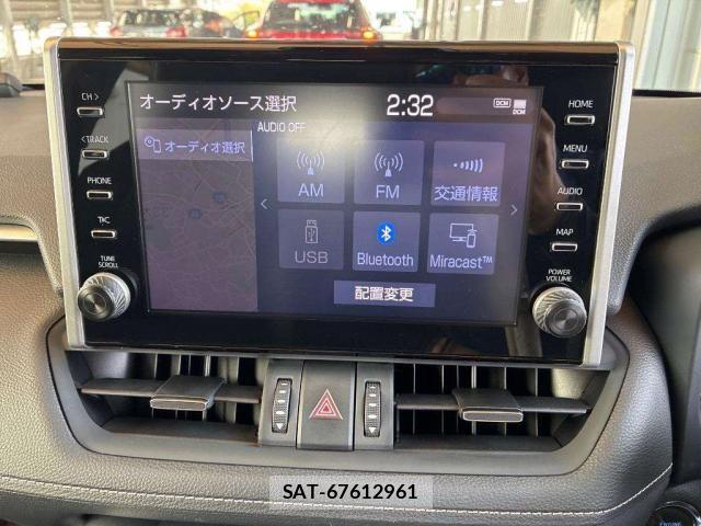 Toyota RAV4 2022-06 8285332-4