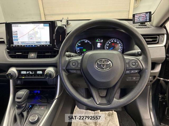 Toyota RAV4 2020-04 8285334-2