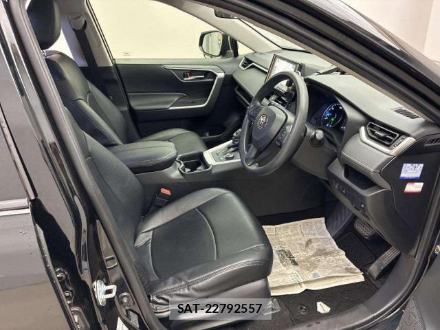 Toyota RAV4 2020-04 8285334-3