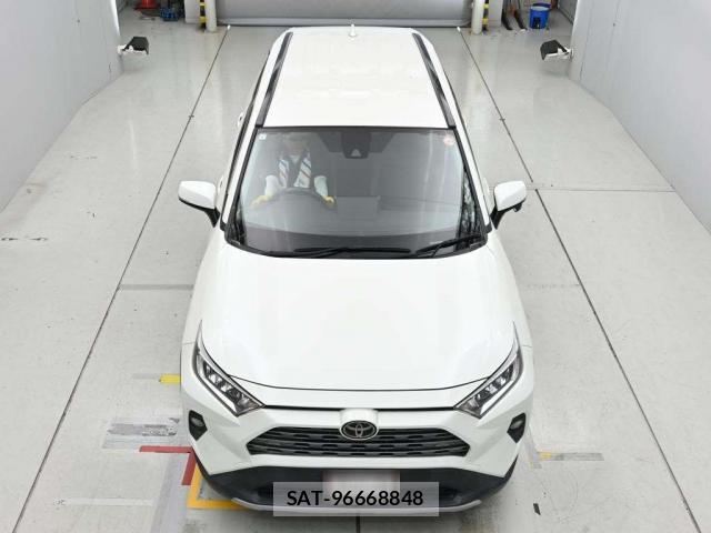Toyota RAV4 2019-05 8285336-8