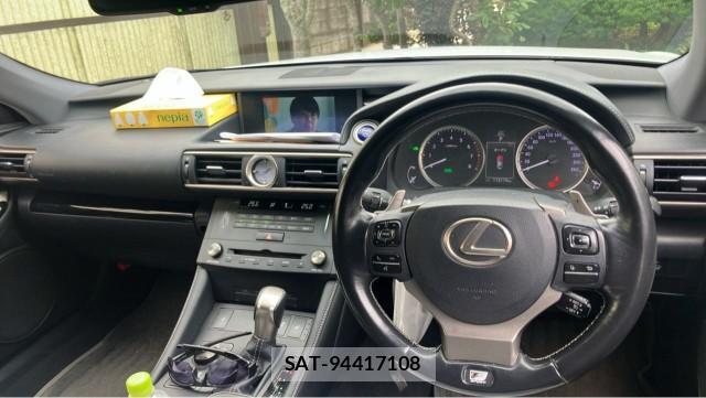Lexus RC 2015-06 8281288-2