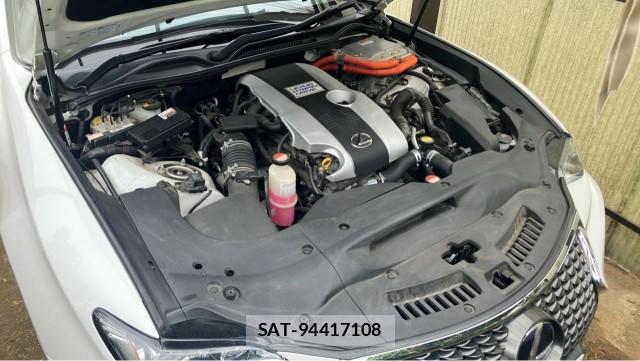 Lexus RC 2015-06 8281288-7