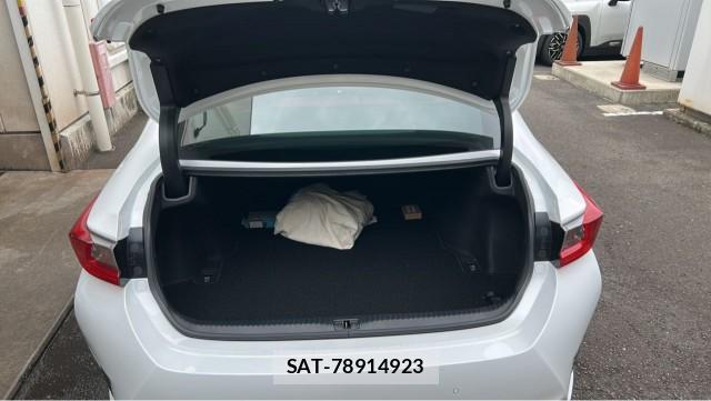 Lexus RC 2017-12 8282371-17