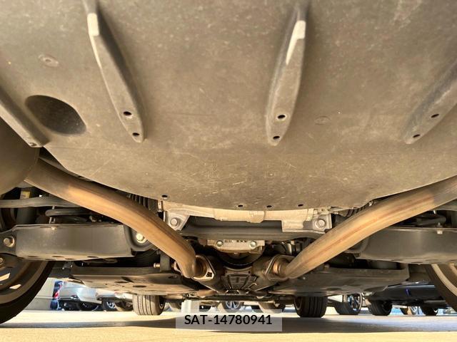 Lexus RC 2015-08 8284451-18