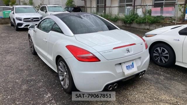 Peugeot RCZ 2013-06 8282399-12