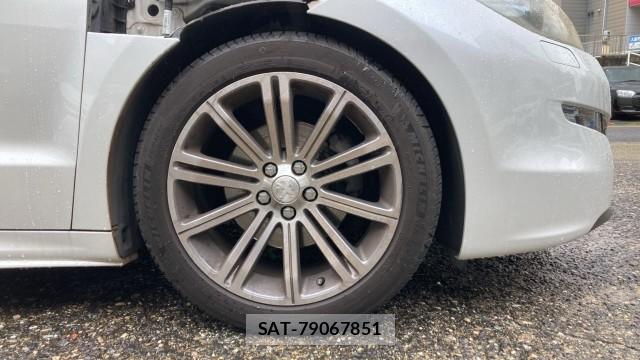 Peugeot RCZ 2013-06 8282399-8