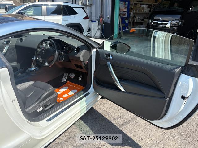 Peugeot RCZ 2015-03 8283567-8