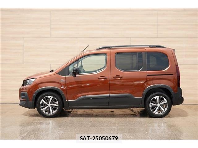 Peugeot Rifter 2021-11 8278110-4