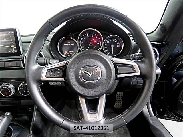 Mazda ROADSTER 2017-06 8281230-12