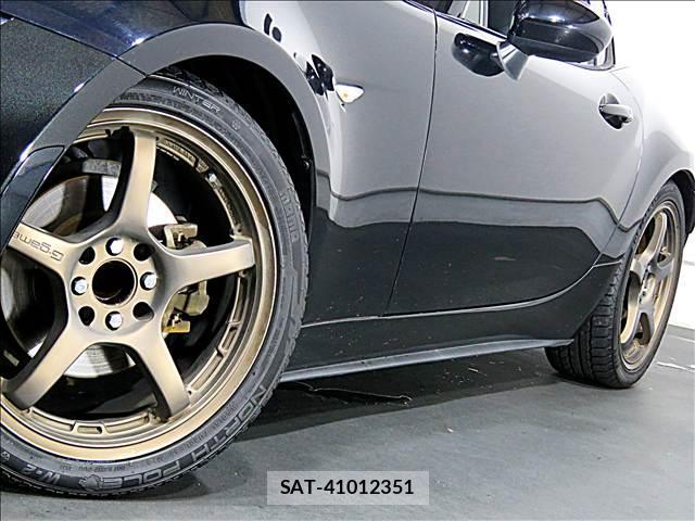 Mazda ROADSTER 2017-06 8281230-16