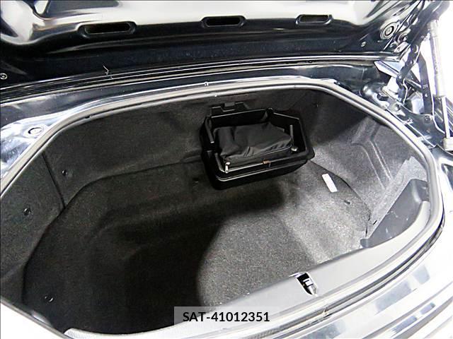 Mazda ROADSTER 2017-06 8281230-18