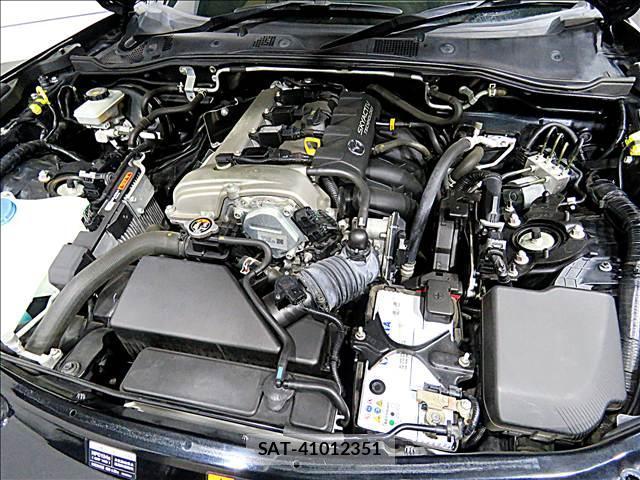 Mazda ROADSTER 2017-06 8281230-19