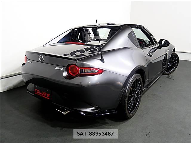 Mazda ROADSTER 2018-01 8281231-2