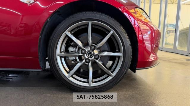 Mazda ROADSTER 2022-04 8282033-7