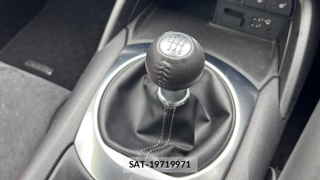Mazda ROADSTER 2023-04 8282365-13